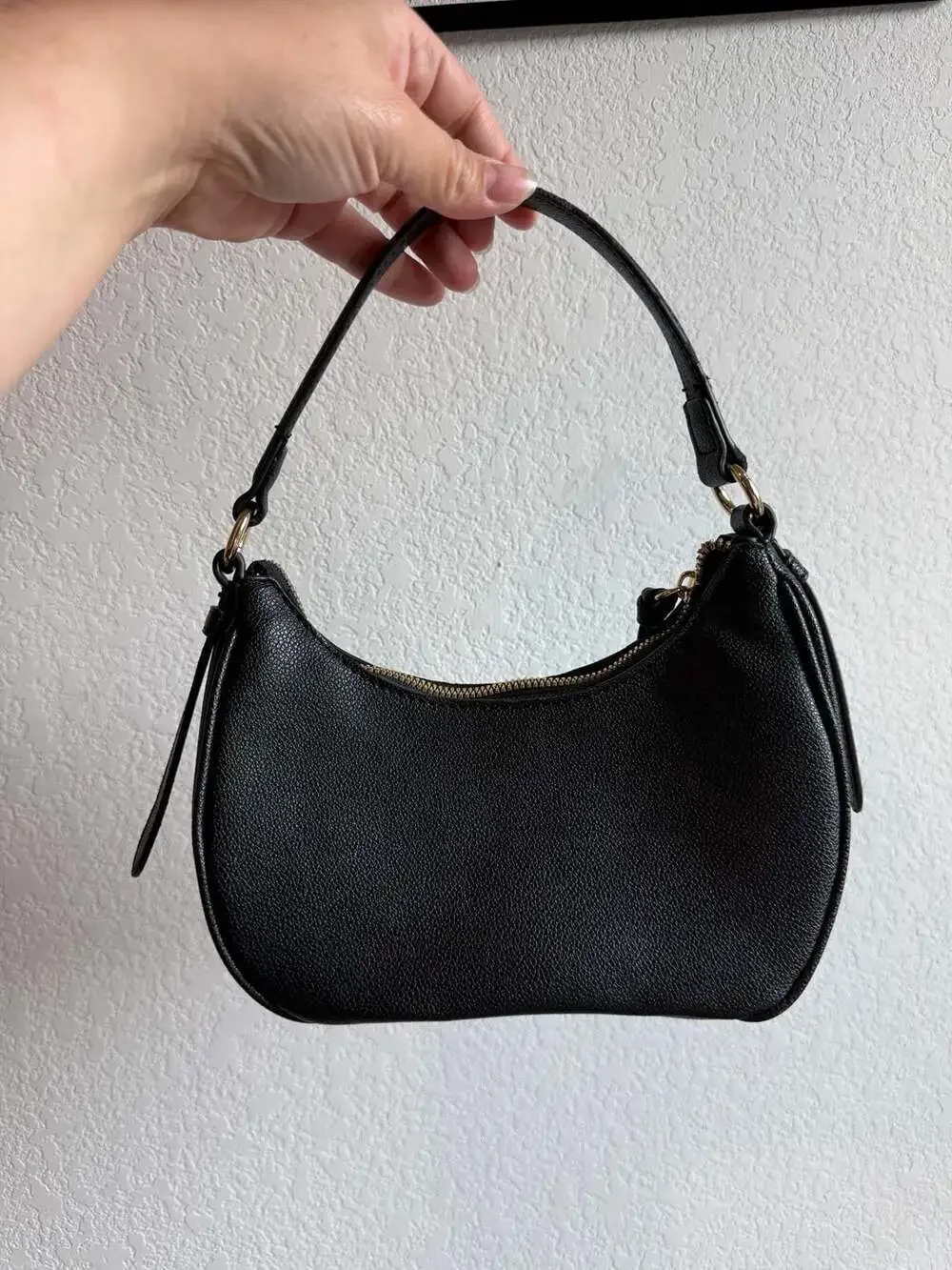 Nine West Black Pebbled Faux Leather Crescent Hobo Shoulder Bag Y2K inspired